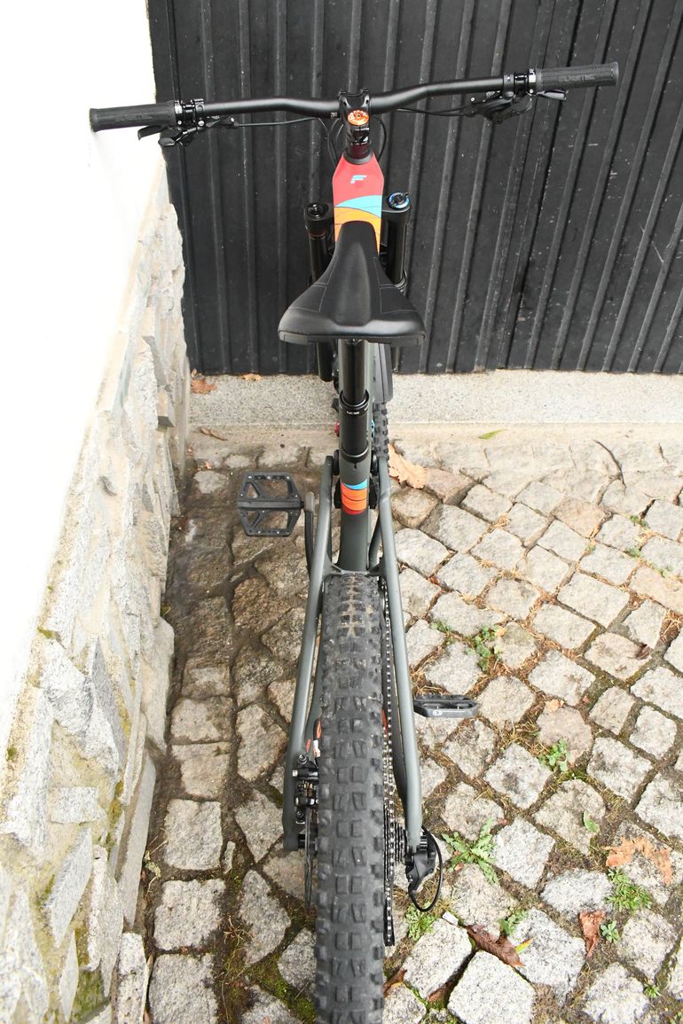 Used Focus SAM 8.8 2021 2021 Mountainbike, Green, 29 — image 3 of 8