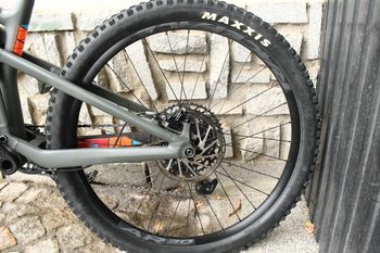 Used Focus SAM 8.8 2021 2021 Mountainbike, Green, 29 — image 8 of 8