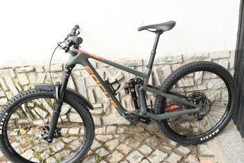 Used Focus SAM 8.8 2021 2021 Mountainbike, Green, 29 — image 1 of 8
