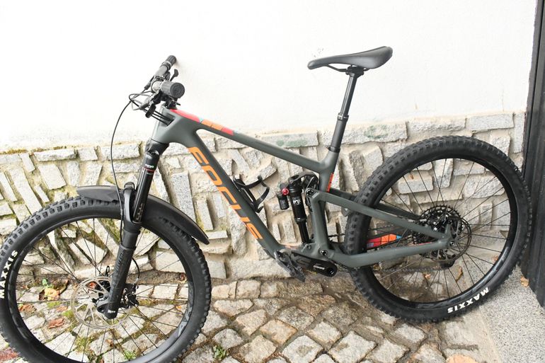 Used Focus SAM 8.8 2021 2021 Mountainbike, Green, 29 — image 1 of 8