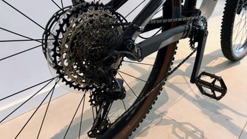 Used Canyon Neuron 6 2024 2024 Mountainbike, Black, 27.5, 29 — image 4 of 6