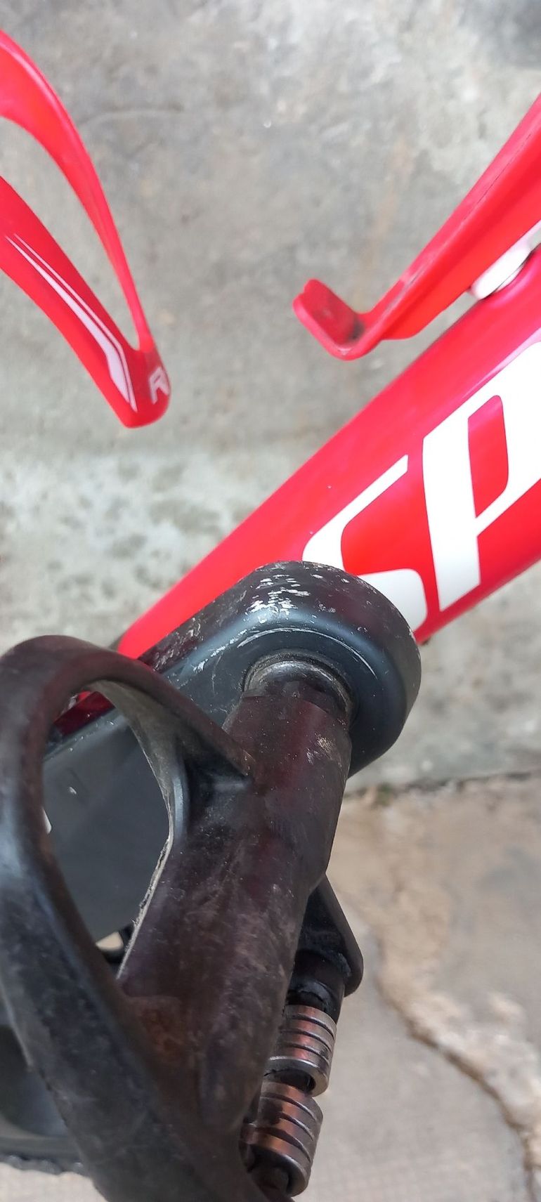 Used Specialized Men's Tarmac Expert 2018 2018 Road & Gravel, Rot — image 9 of 11