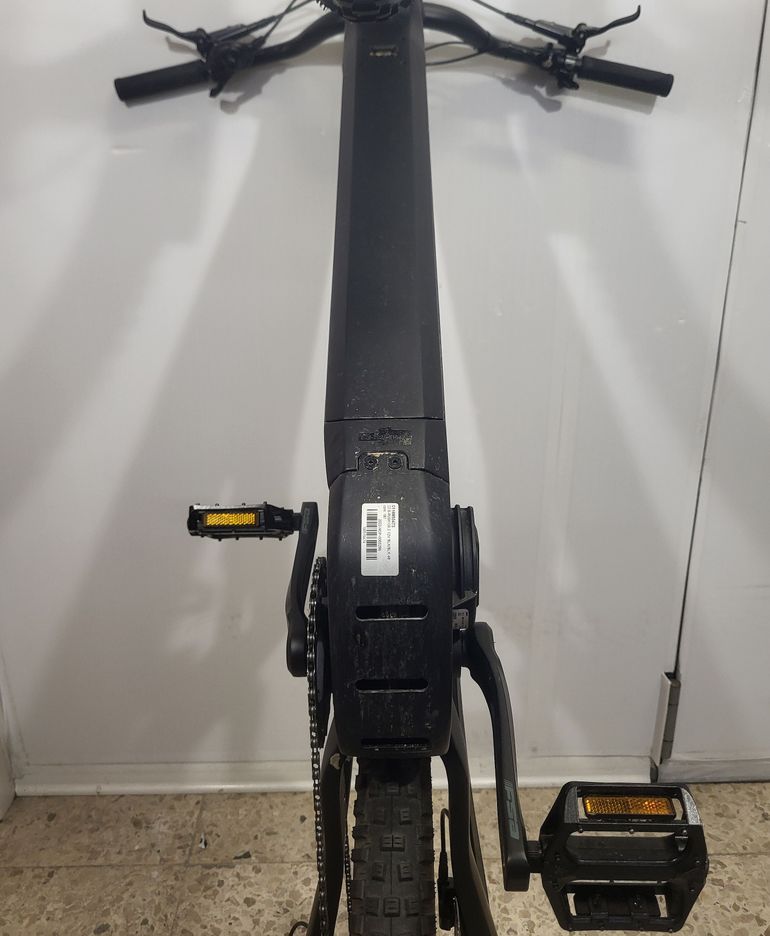Used Whistle B-Rush 6.2 2023 Mountainbike — image 10 of 10