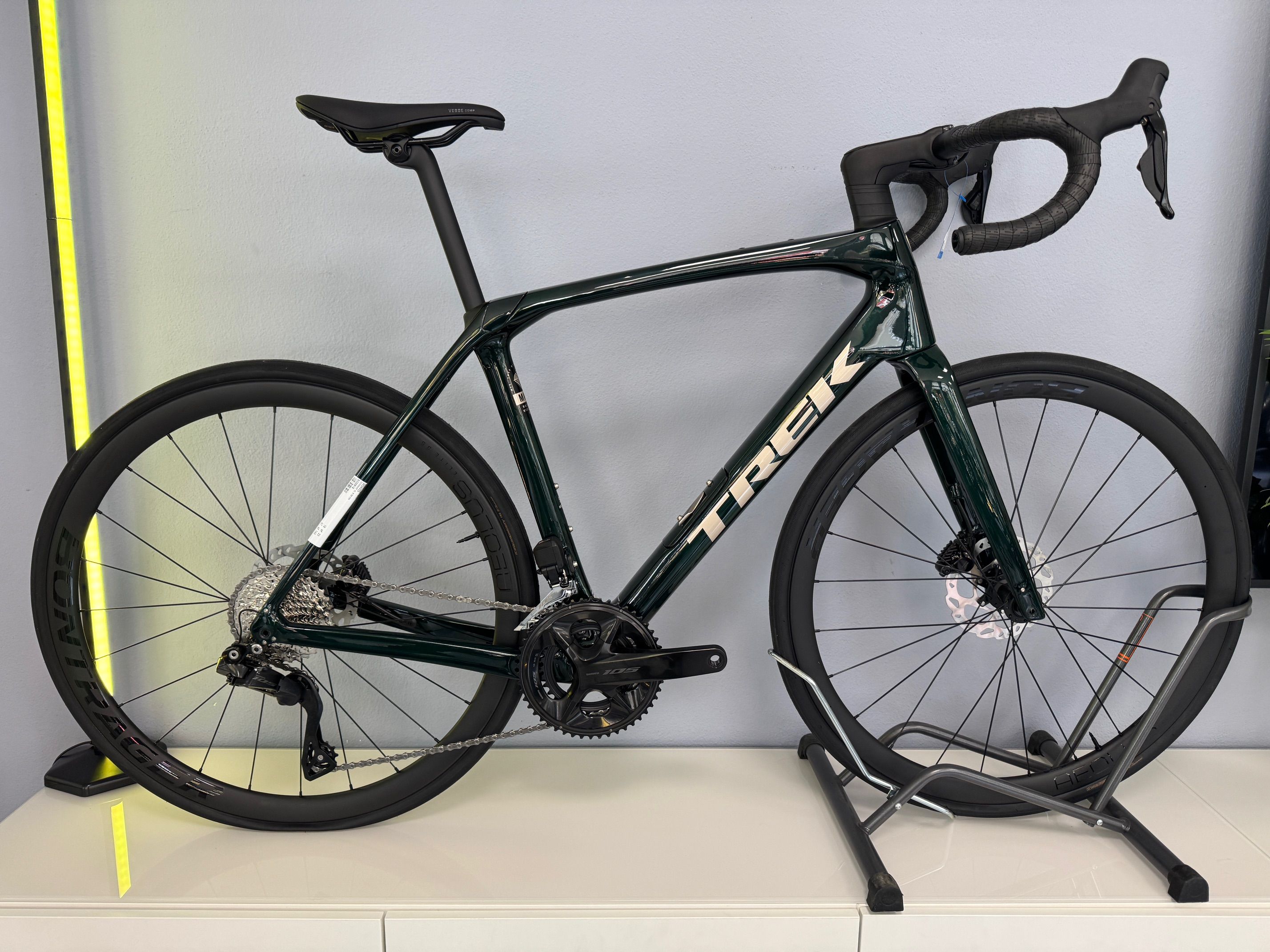 TREK DomaneAL gen4 12s105 R7100 ホイール抜き Trek lightens entry