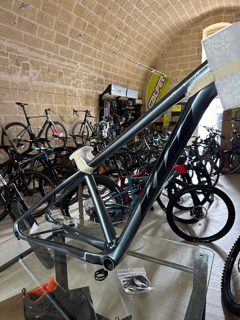 Used KTM Myroon 2023 Mountainbike, Light Gray — image 11 of 11