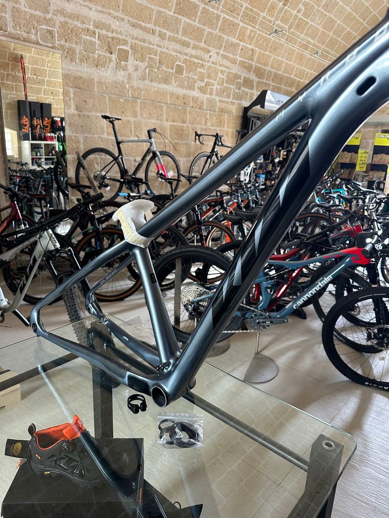 Used KTM Myroon 2023 Mountainbike, Light Gray — image 1 of 11