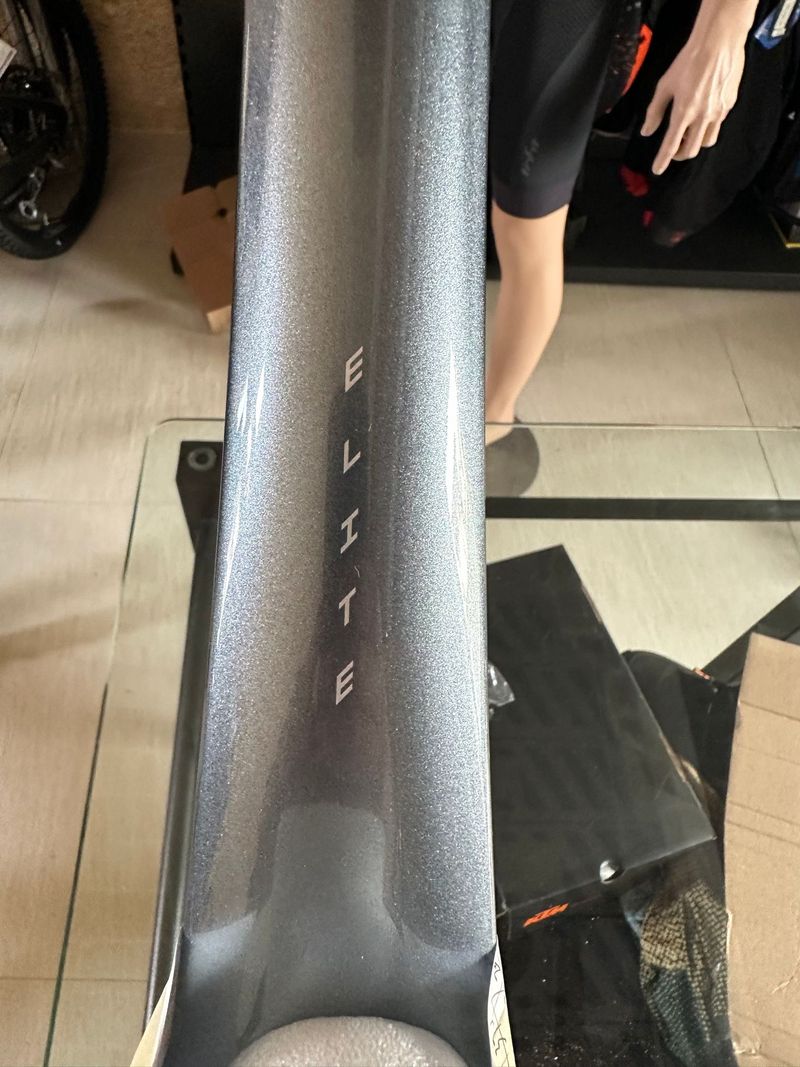 Used KTM Myroon 2023 Mountainbike, Light Gray — image 3 of 11