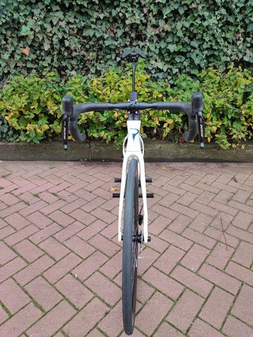 Used Pinarello Custom Shimano 105 Di2 2024 Road & Gravel, White — image 3 of 3