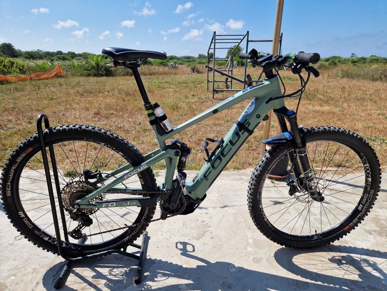 Used Focus Ethron 2 6.9 2021 Mountainbike, Green — image 2 of 4