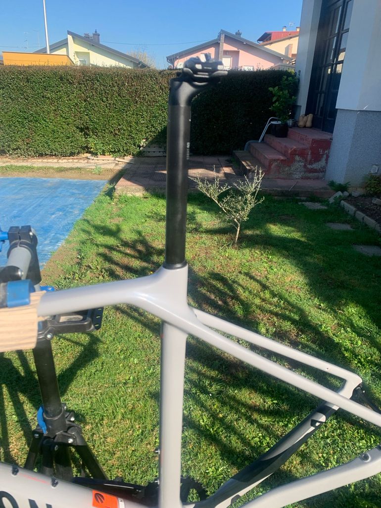 Used Canyon Grizl CF SL 7 2022 Frameset 2022 Road & Gravel, Hellgrau — image 9 of 28