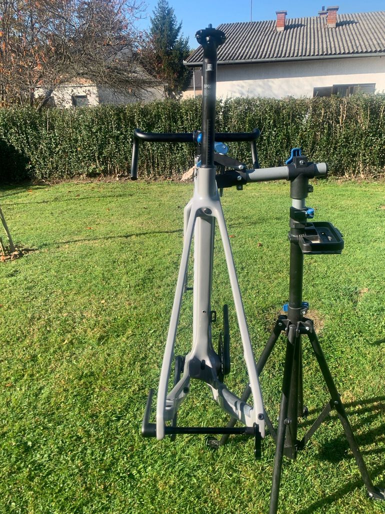 Used Canyon Grizl CF SL 7 2022 Frameset 2022 Road & Gravel, Hellgrau — image 11 of 28