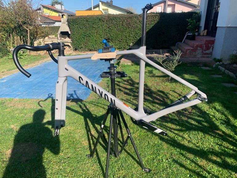 Used Canyon Grizl CF SL 7 2022 Frameset 2022 Road & Gravel, Hellgrau — image 4 of 28