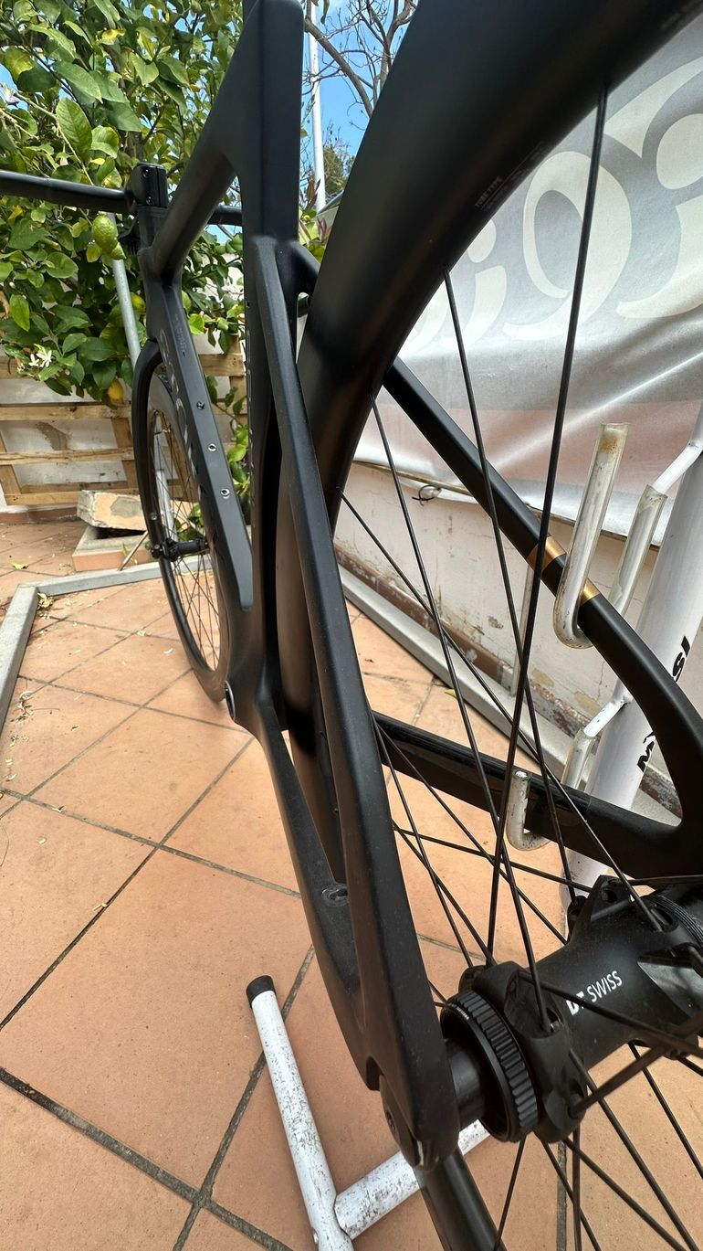 Used Storck Aerfast3 Pro Disc SRAM Force AXS 2x12 2022 Frameset 2022 Road & Gravel, Black — image 4 of 17