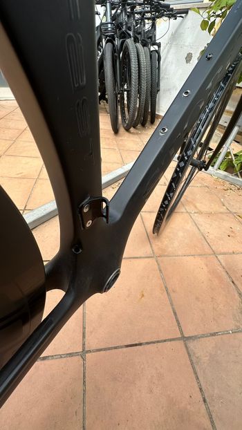 Used Storck Aerfast3 Pro Disc SRAM Force AXS 2x12 2022 Frameset 2022 Road & Gravel, Black — image 10 of 17