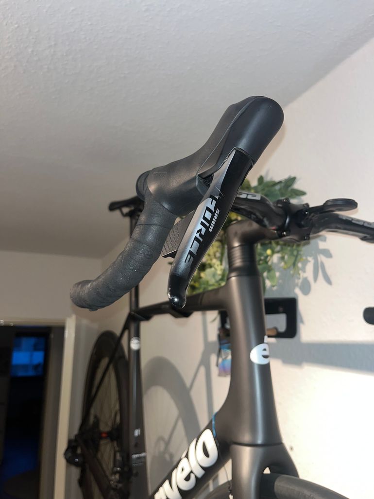 Used Cervélo R5 Red eTap AXS 2023 2023 Road & Gravel, Schwarz — image 6 of 9
