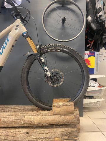 Brugt Pivot Shuttle AM Other Shimano 2024 Mountainbike — billede 3 af 12