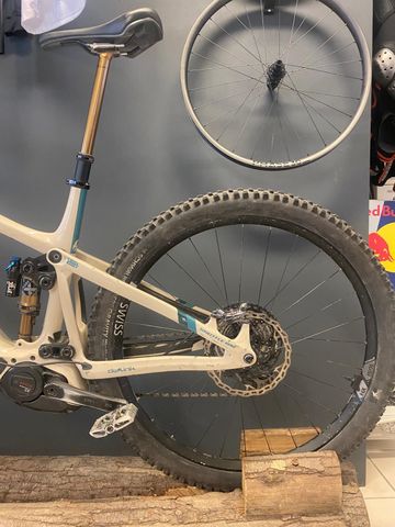 Brugt Pivot Shuttle AM Other Shimano 2024 Mountainbike — billede 7 af 12