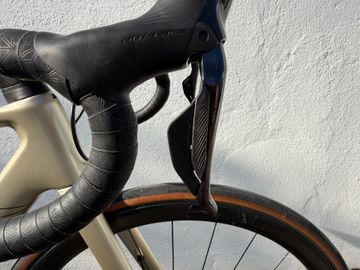 Brugt Canyon Ultimate CFR Disc Aero 2022 2022 Road & Gravel — billede 10 af 12