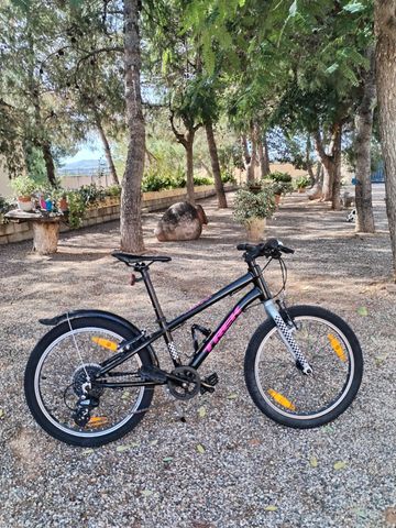 Brugt Trek Wahoo 20 Pulgadas 2021 Mountainbike — billede 1 af 5