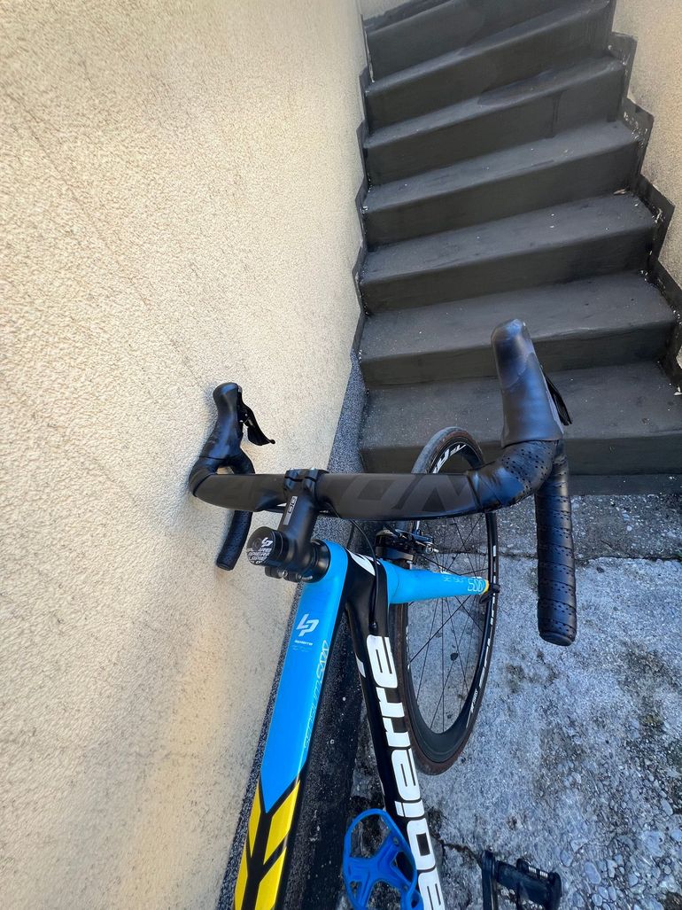 Used Lapierre SENSIUM 500 2020 2020 Road & Gravel, Black — image 3 of 8
