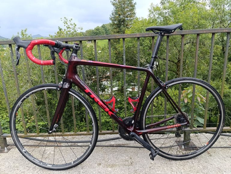 Used Trek Emonda Shimano Dura Ace Di2 2014 Road & Gravel, Rot — image 2 of 7