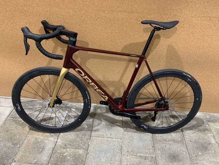 Used Orbea Orca M35i 2024 2024 Road & Gravel — image 10 of 13