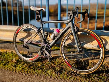 Gebrauchtes BMC SLR02 2019 Road & Gravel, Hellgrau — Bild 1 von 3