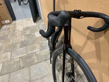 Used Orbea Orca M35i 2024 2024 Road & Gravel, Red — image 10 of 15