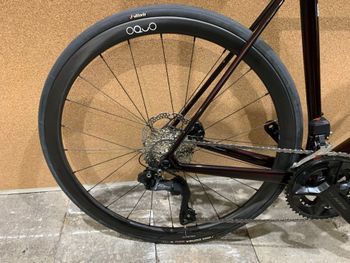 Used Orbea Orca M35i 2024 2024 Road & Gravel, Red — image 6 of 15