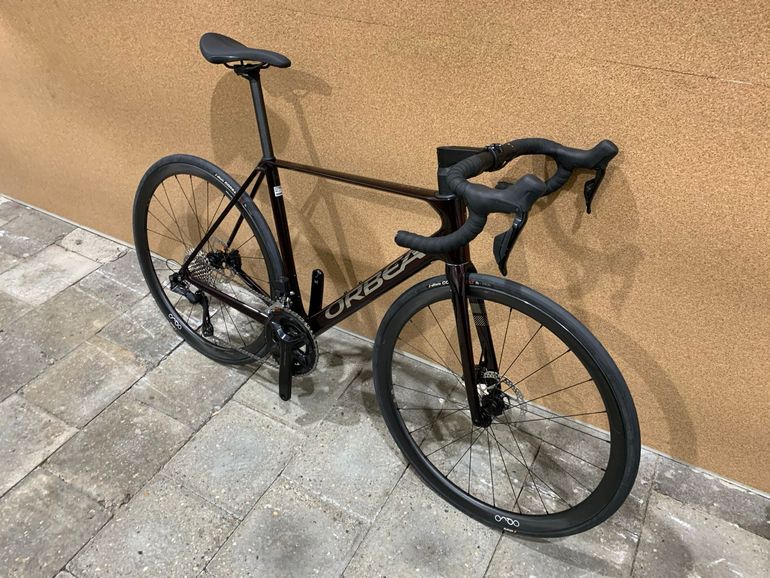 Used Orbea Orca M35i 2024 2024 Road & Gravel, Red — image 5 of 15