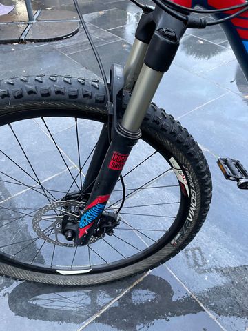 Tweedehands Giant Talon 27.5 1 2016 2016 Mountainbike — afbeelding 7 van 8