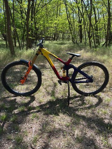 Used Giant Glory SRAM GX 2025 Mountainbike, Blue, 29 — image 2 of 12