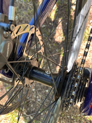 Used Giant Glory SRAM GX 2025 Mountainbike, Blue, 29 — image 10 of 12