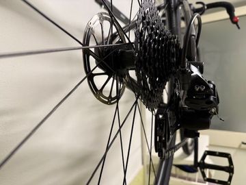 Używany Specialized Diverge Base Carbon 2021 2021 Road & Gravel — zdjęcie 5 z 9