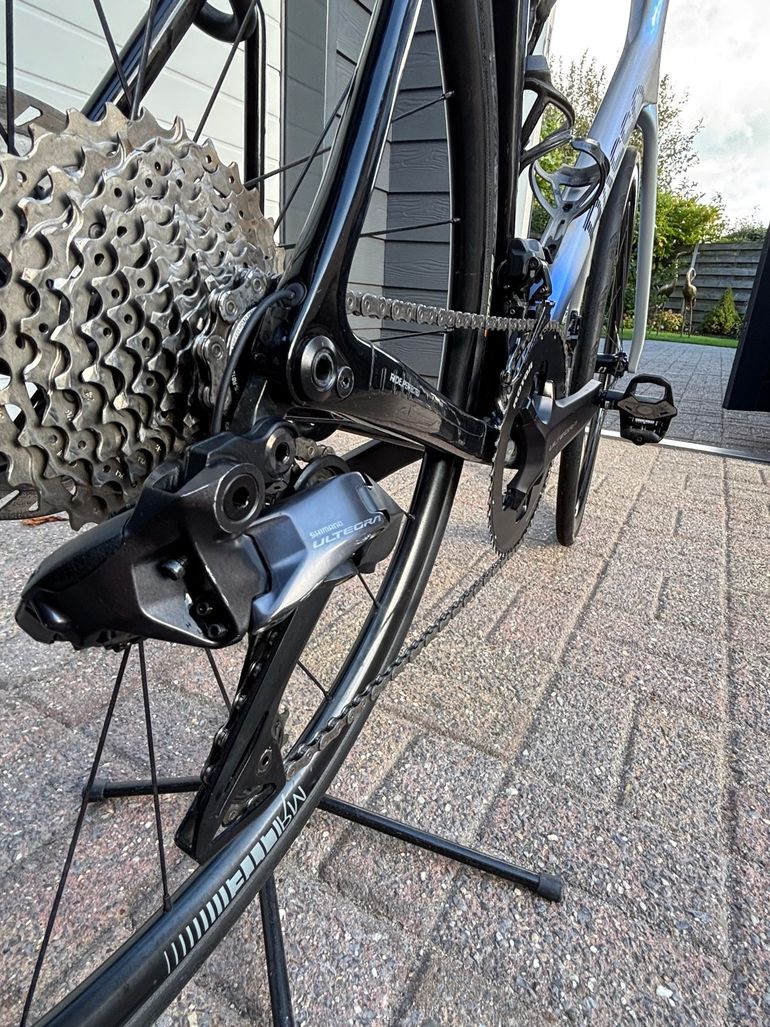 Basso Diamante Shimano Ultegra Di2 2024 Road & Gravel d'occasion — image 3 sur 12