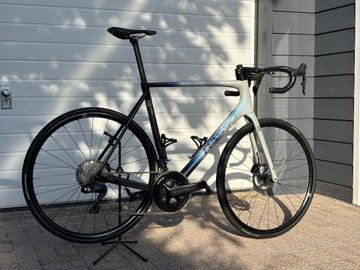 Basso Diamante Shimano Ultegra Di2 2024 Road & Gravel d'occasion
