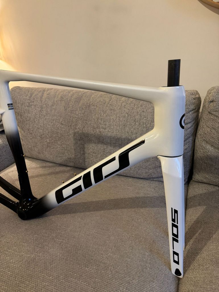 Used GIRS Solo Frameset 2025 Road & Gravel, White — image 2 of 8