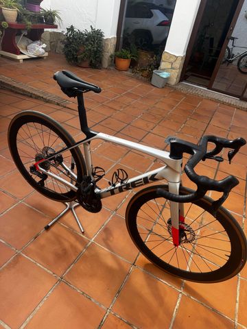 Brugt Trek Madone SL 7 Gen 8 2025 2025 Road & Gravel — billede 2 af 5