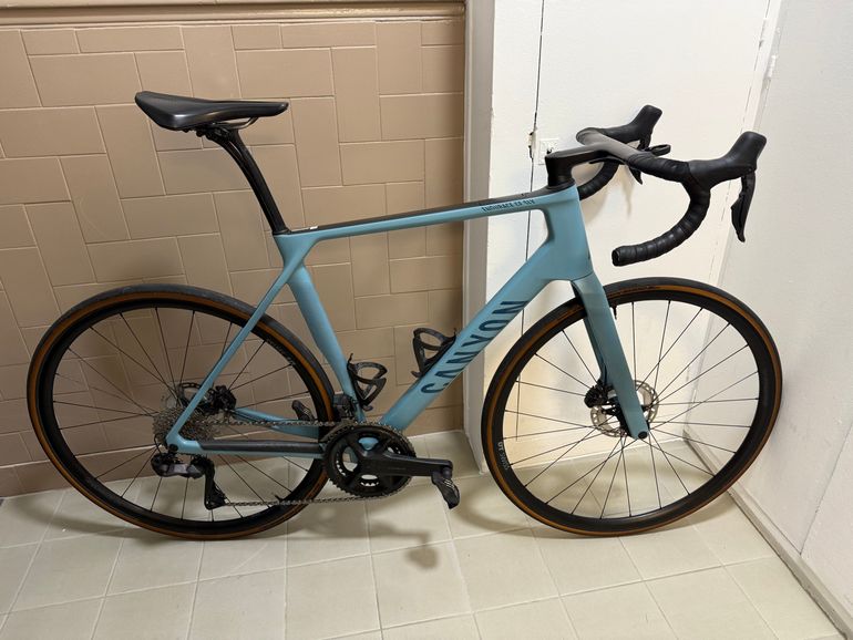 Used Canyon Endurace CF SLX 8 Di2 2023 2023 Road & Gravel, Blue — image 2 of 18