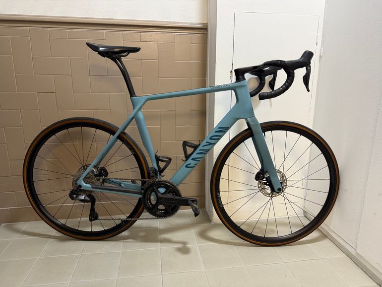 Used Canyon Endurace CF SLX 8 Di2 2023 2023 Road & Gravel, Blue — image 1 of 18