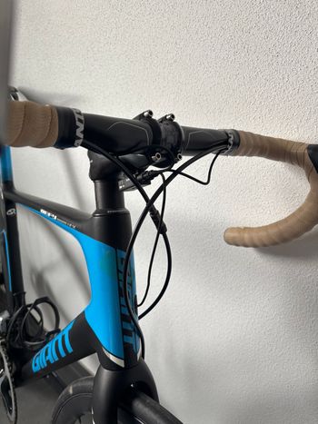 Used Giant Defy Advanced SL 0 2016 2016 Road & Gravel — image 4 of 10
