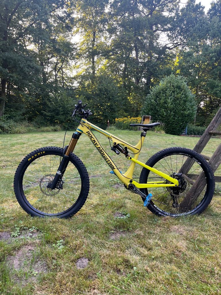 Used Rocky Mountain Altitude SRAM GX 2015 Mountainbike, Blue, 27.5 (650B) — image 2 of 4
