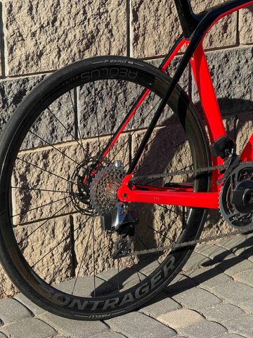 Brugt Trek Domane SLR 9 eTap 2022 2022 Road & Gravel — billede 12 af 16