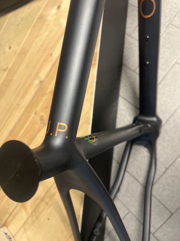 Used Open Frame 2025 Road & Gravel, Black — image 4 of 5