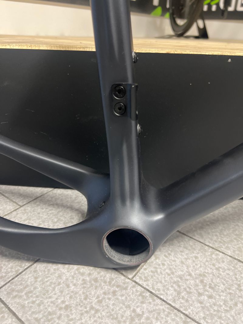 Used Open Frame 2025 Road & Gravel, Black — image 3 of 5