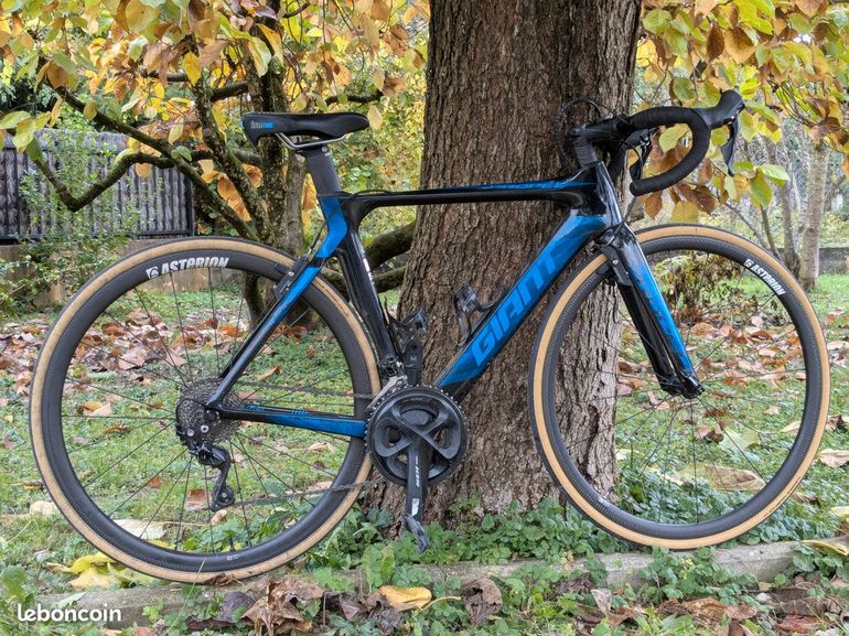 Giant Giant Propel Advanced 2 Carbon 2019