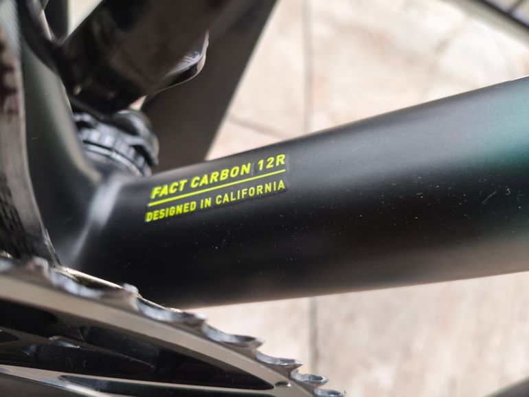 Used Specialized S-Works Tarmac SL8 - SRAM Red eTap AXS 2024 2024 Road & Gravel, Green — image 5 of 11