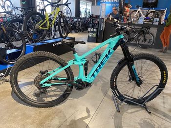 Used Trek Trek Trail 2023 Mountainbike, Green — image 1 of 8