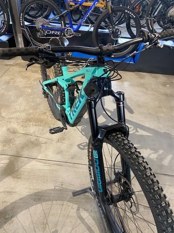 Used Trek Trek Trail 2023 Mountainbike, Green — image 4 of 8