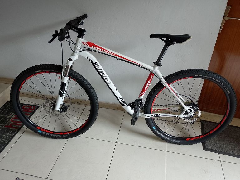 Used Specialized Specialized 2020 Mountainbike, White — image 2 of 5